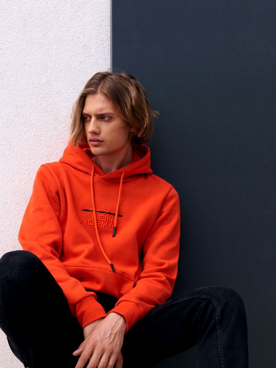 pouch pocket hoodie